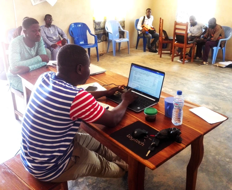 Bɛ̀ du ni boota mtommu pṵhḭ̀ nɛyɛ̰