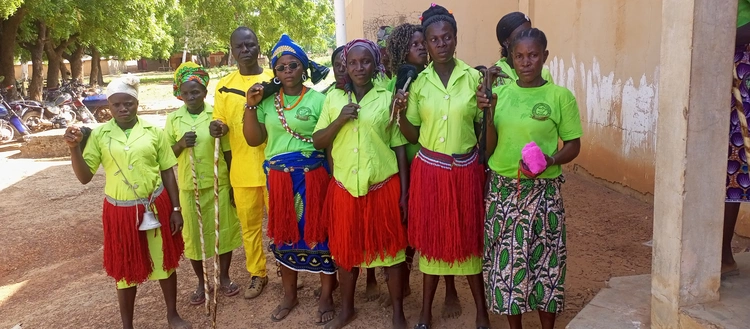 Sikṵ̀ǹtìbìísi 